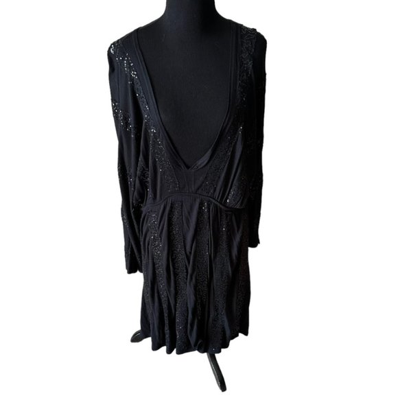 Sequin Dresses & Skirts - Black plunging neckline jersey mini dress tunic by sequin with sequin stripes